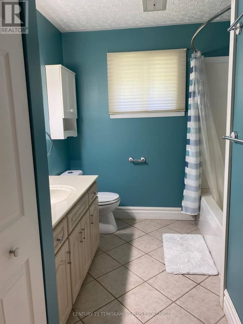 402 Meridian Avenue — photo 13 of 34
