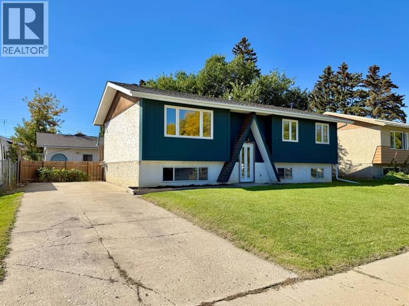 921 Ellis Crescent SE, High River, photo 2