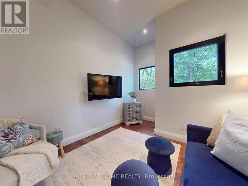 386 Rosewell Avenue — photo 23 of 40