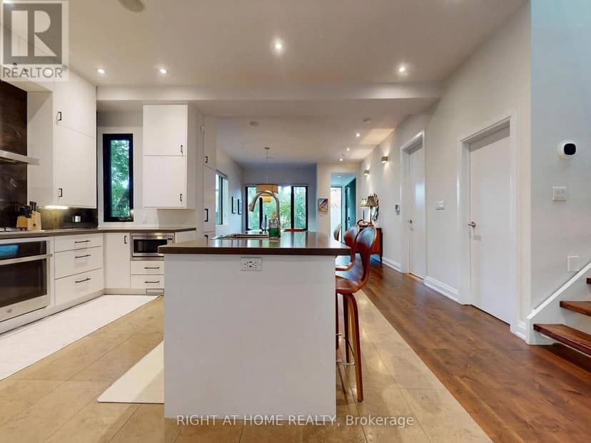 386 Rosewell Avenue, Toronto, photo 6