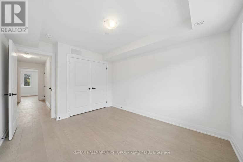 23 Marret Lane — photo 12 of 19