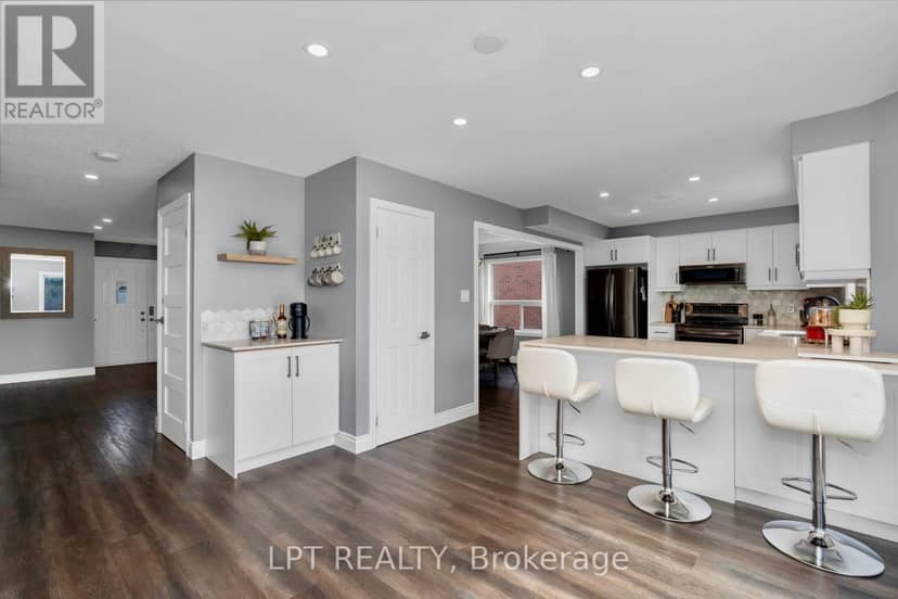 47 Northview Crescent — photo 11 of 40