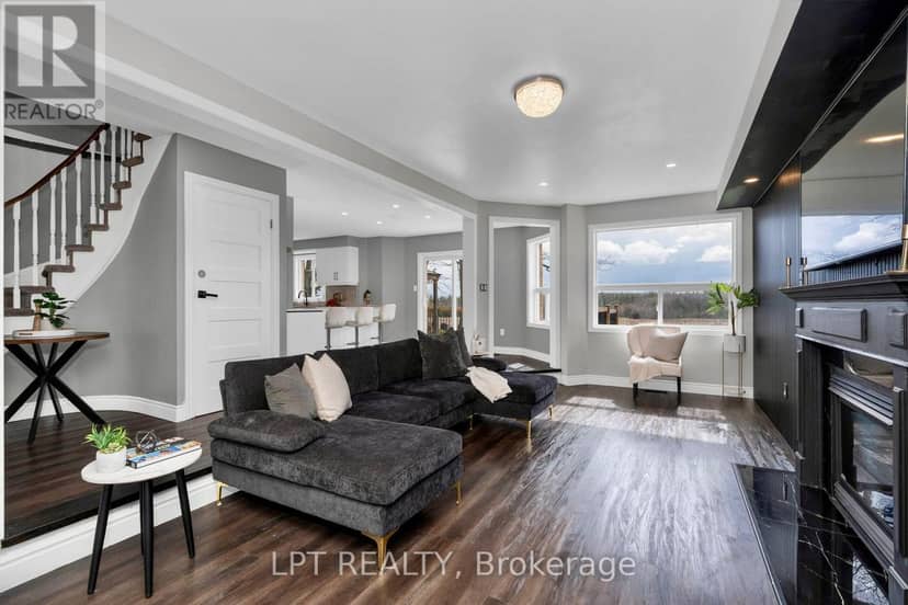 47 Northview Crescent — photo 15 of 40