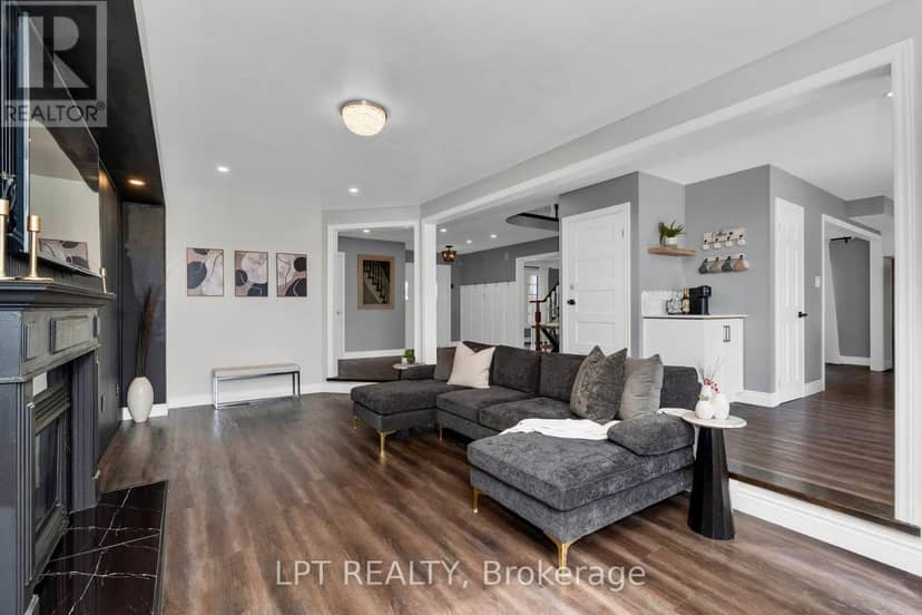 47 Northview Crescent — photo 16 of 40