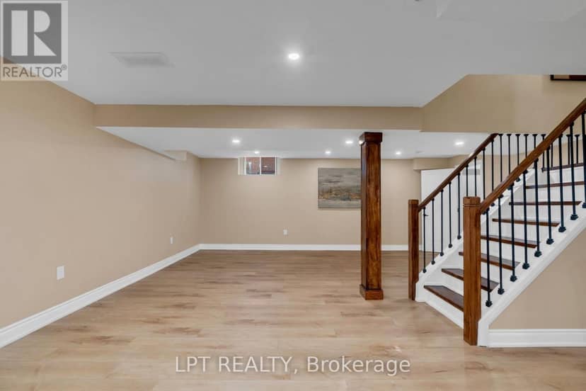 47 Northview Crescent — photo 27 of 40