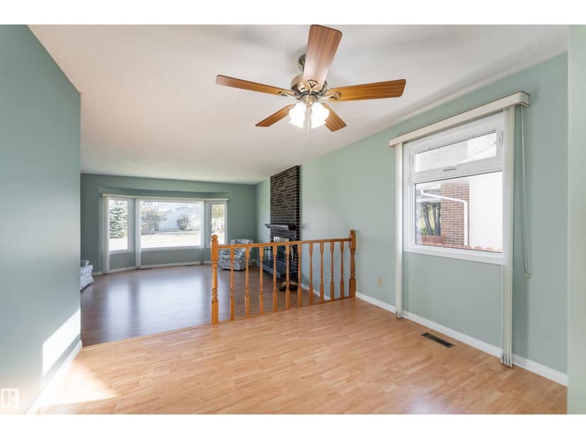 720 Knottwood Rd S NW — photo 14 of 40