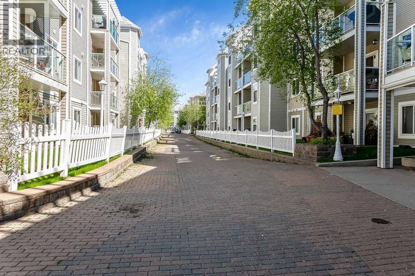 305, 290 Shawville Way SE, Calgary, photo 2