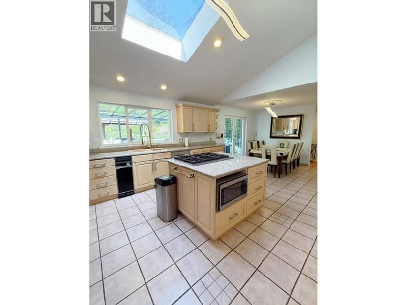 4501A WOODGREEN DRIVE, West Vancouver, photo 7
