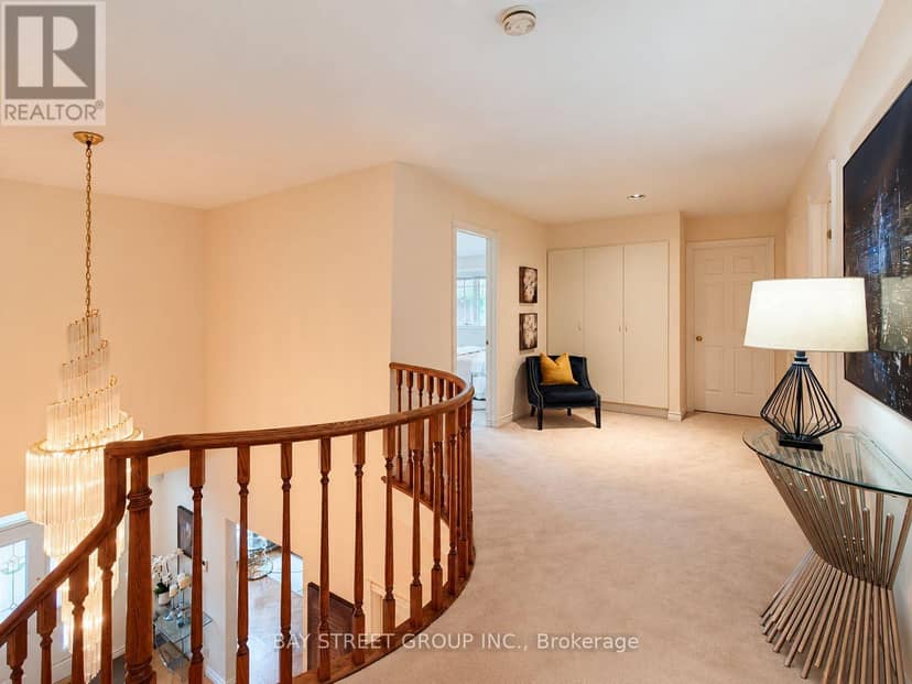 6 Hunt Club Court — photo 18 of 40