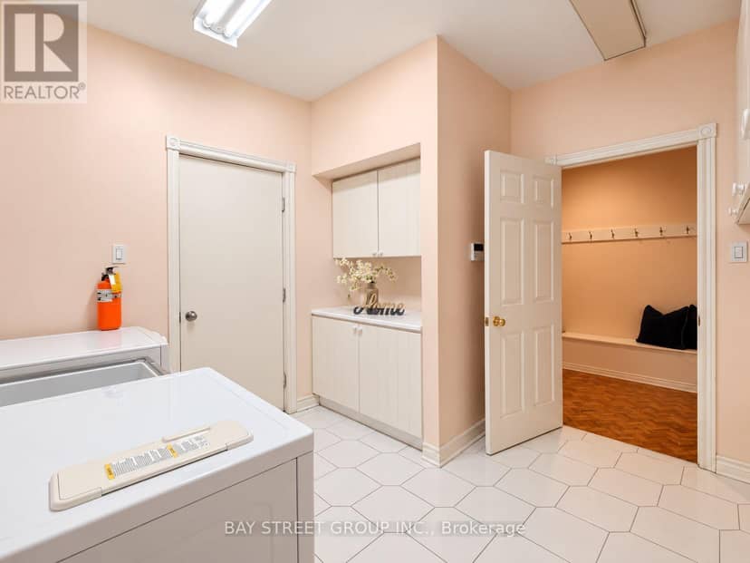 6 Hunt Club Court — photo 33 of 40
