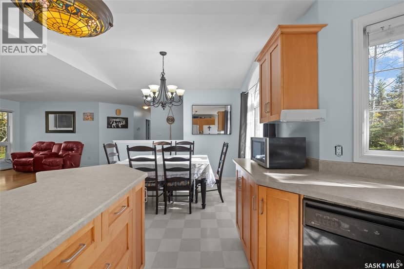 120 Luciuk LANE — photo 14 of 40