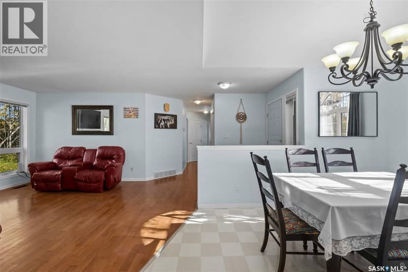 120 Luciuk LANE — photo 17 of 40