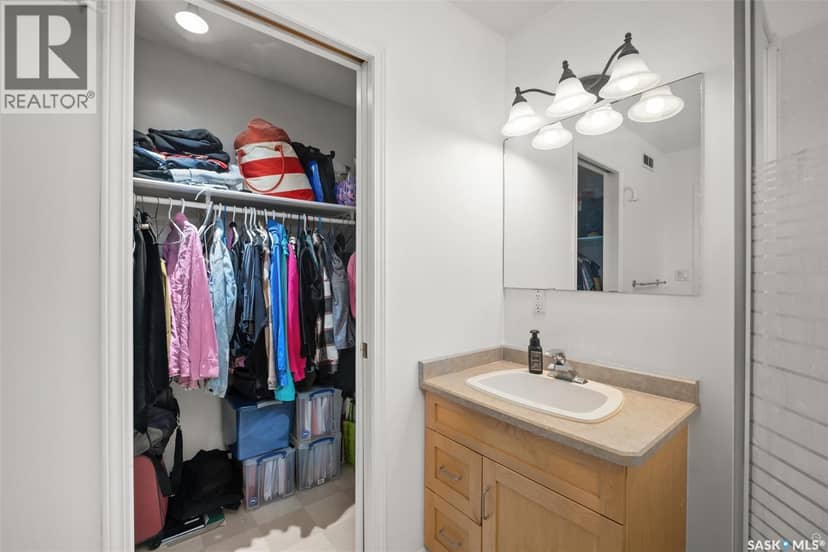 120 Luciuk LANE — photo 21 of 40