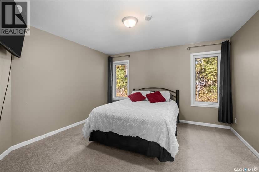 120 Luciuk LANE — photo 18 of 40