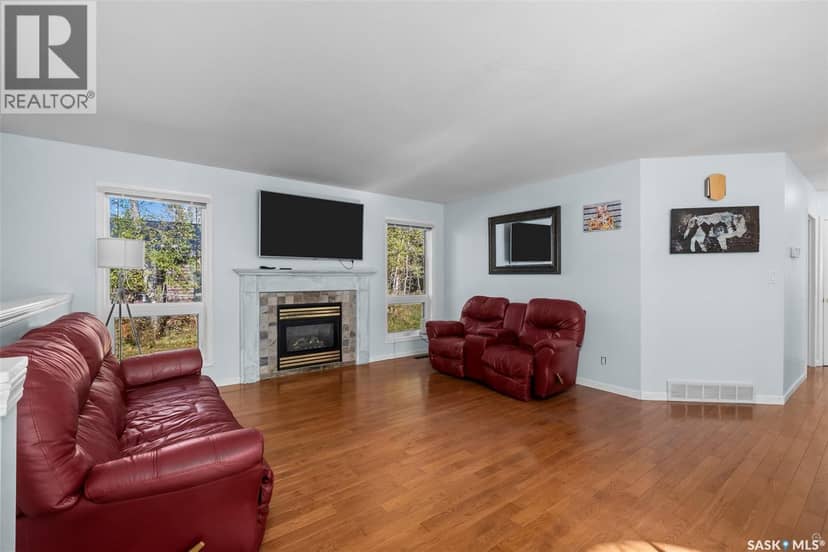 120 Luciuk LANE — photo 16 of 40