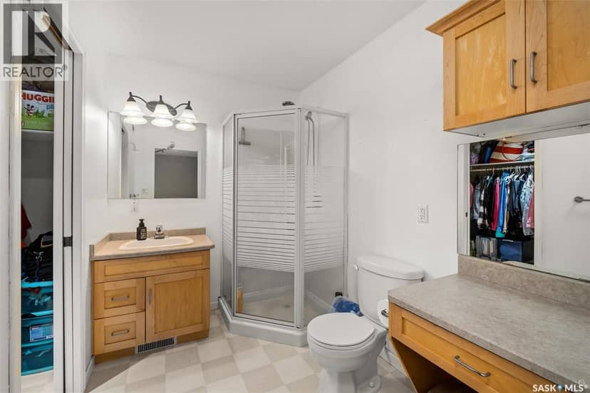 120 Luciuk LANE — photo 20 of 40