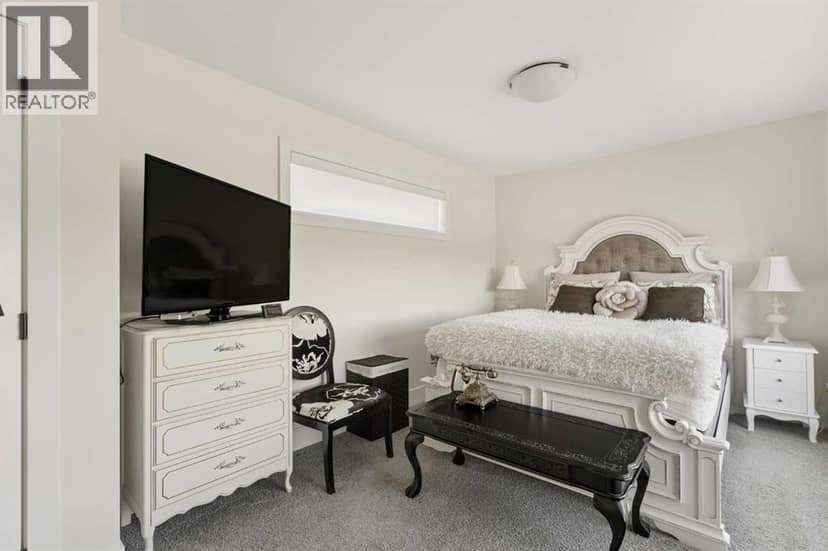 2851 12 Avenue SW — photo 36 of 40
