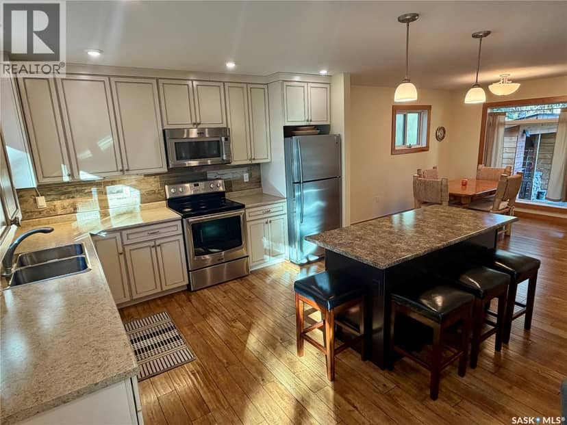 1201 Kingfisher DRIVE — photo 4 of 40