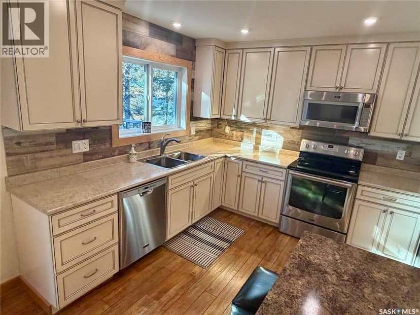 1201 Kingfisher DRIVE — photo 5 of 40