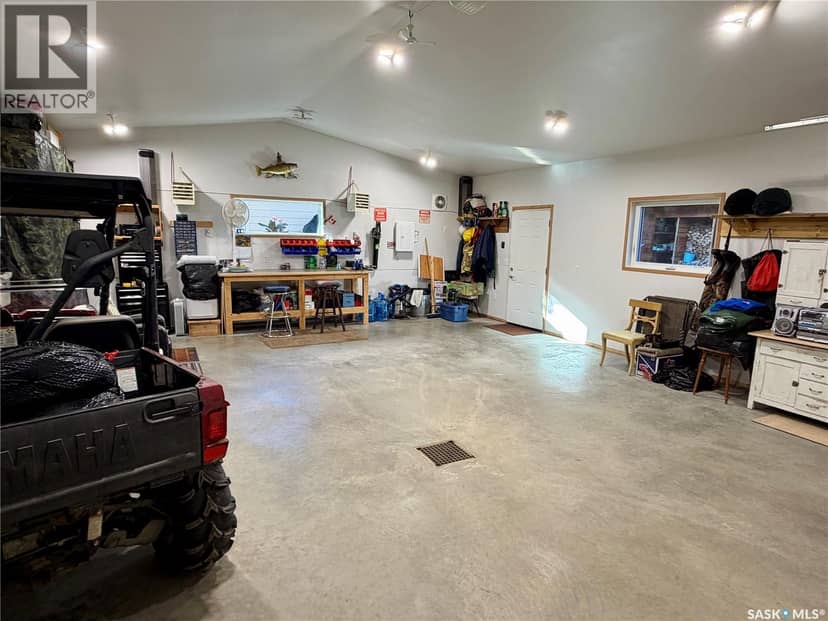 1201 Kingfisher DRIVE — photo 33 of 40