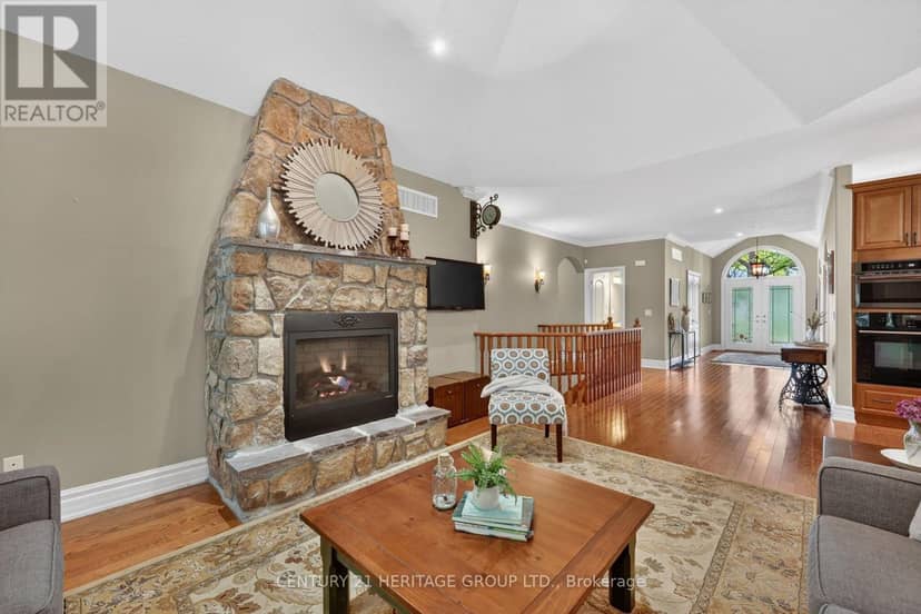 22 Lloyd Cook Drive E — photo 14 of 40