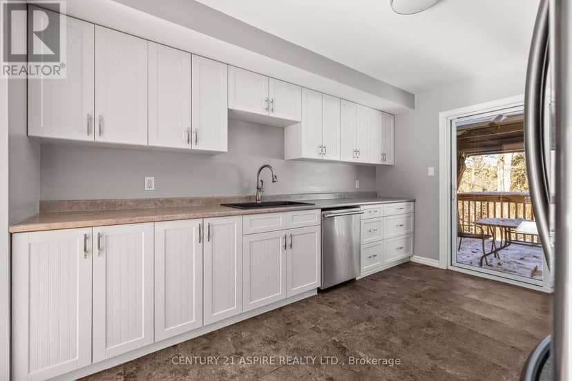 84 Sandy Beach Road, Laurentian Valley, photo 6