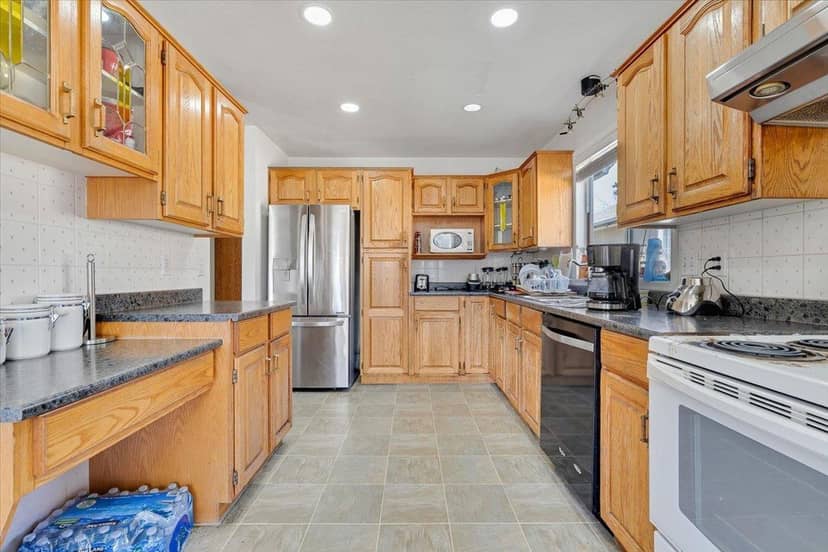 8648 140 STREET, Surrey, photo 3