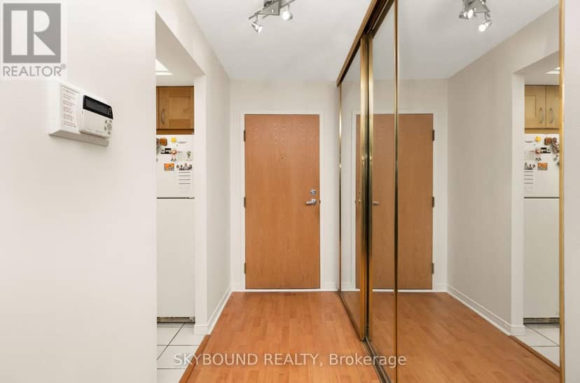 2706 - 5 Concorde Place — photo 3 of 23