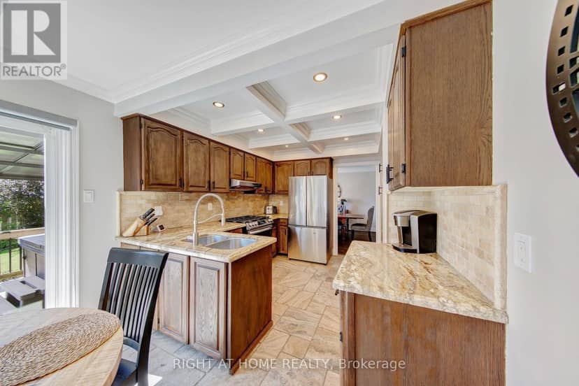 71 South Balsam Street, Uxbridge, photo 6