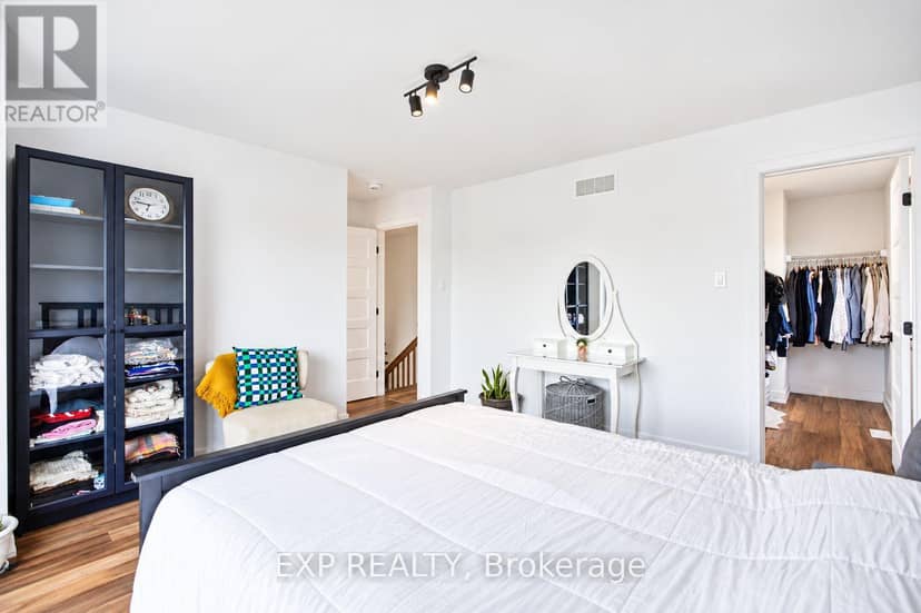 99 Rutile Street — photo 18 of 40