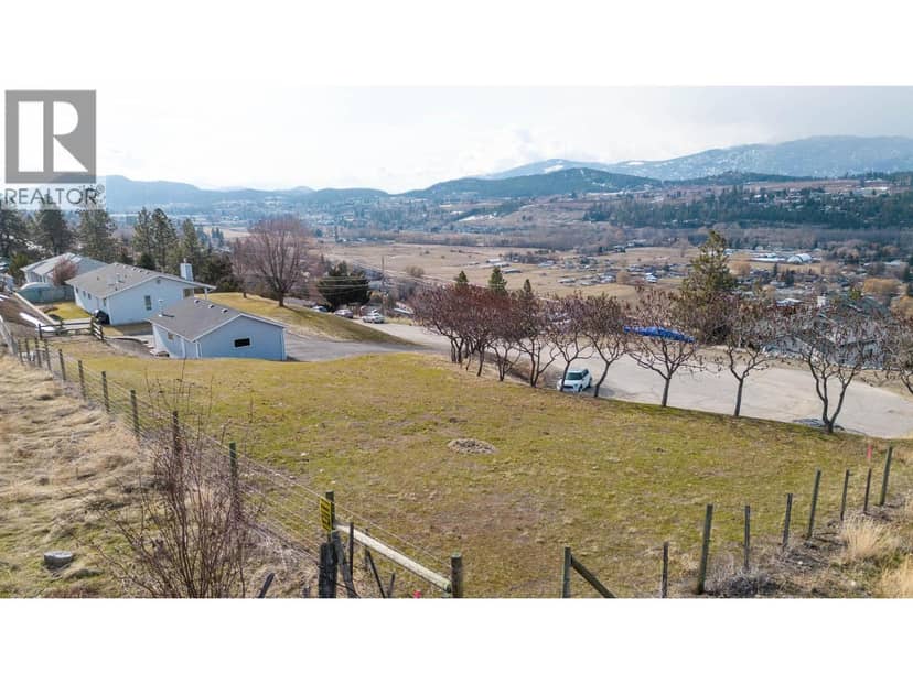 11487 Darlene Road, Lake Country, photo 2