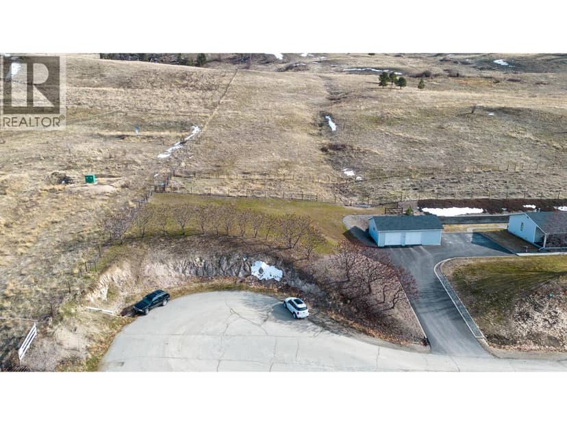 11487 Darlene Road, Lake Country, photo 3