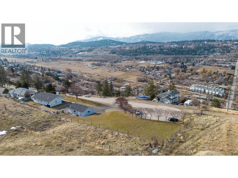 11487 Darlene Road, Lake Country, photo 8