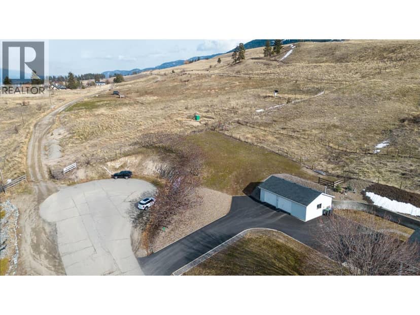 11487 Darlene Road, Lake Country, photo 6