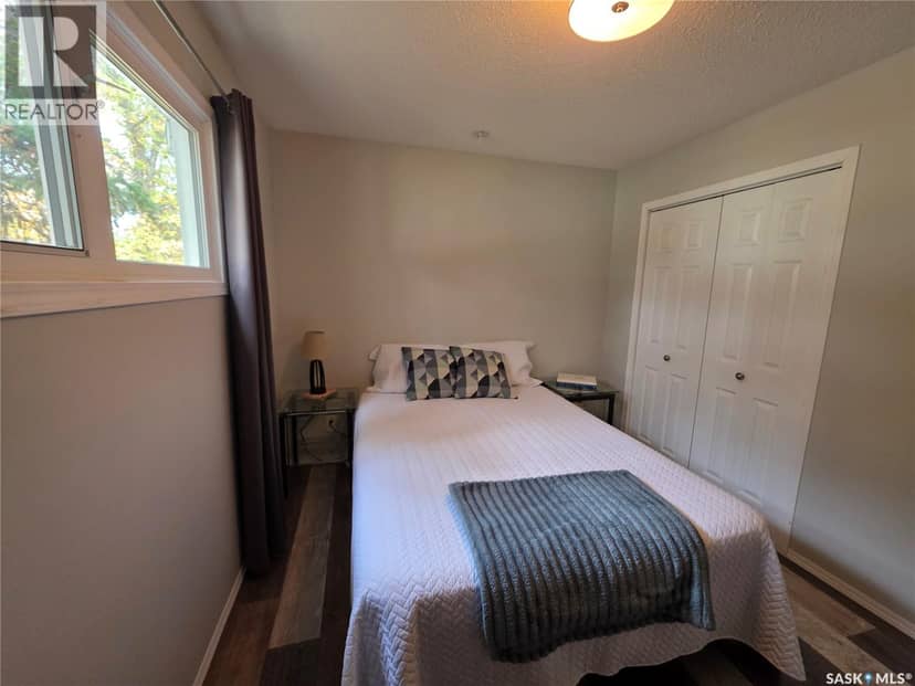 503 Thompson STREET — photo 17 of 37