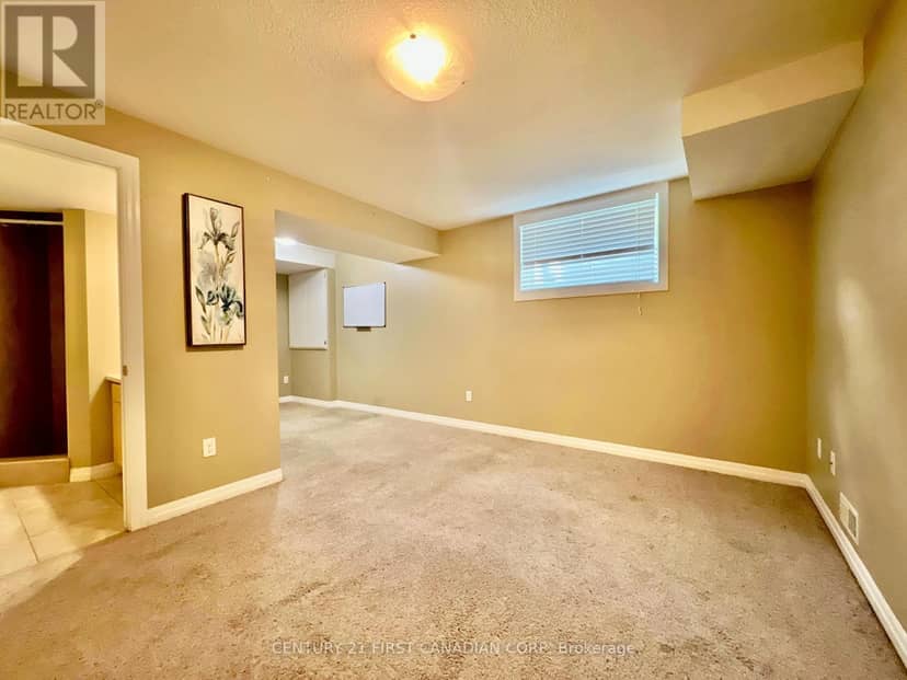 45 - 112 North Centre Road — photo 19 of 29