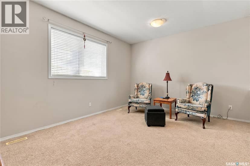 103 445 Bayfield CRESCENT — photo 17 of 39