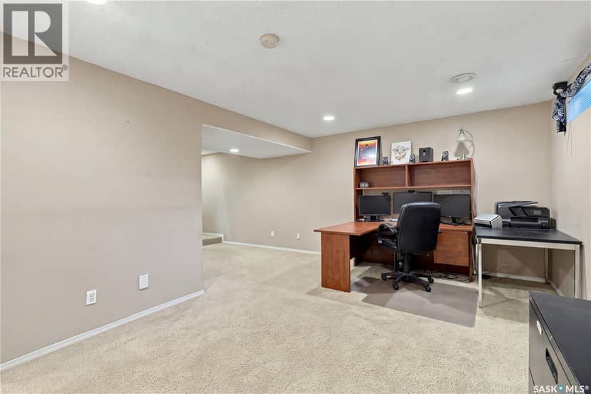 103 445 Bayfield CRESCENT — photo 30 of 39