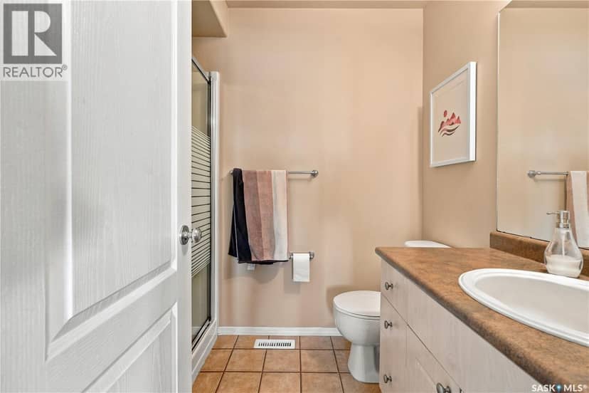 103 445 Bayfield CRESCENT — photo 23 of 39