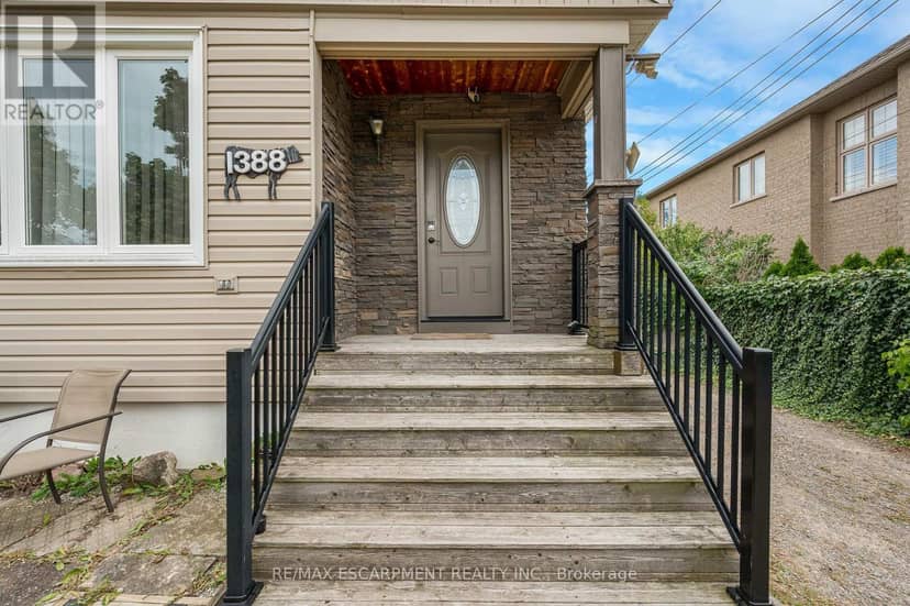 1388/1390 Leighland Road, Burlington, photo 3