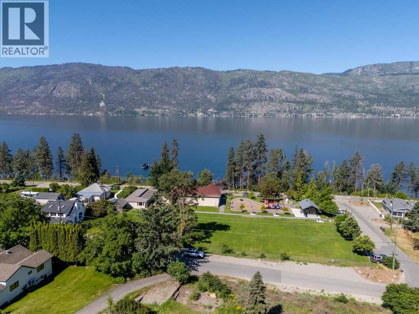 11263 Maddock Avenue, Lake Country, photo 4