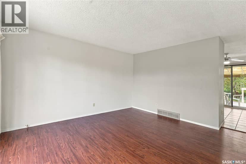 618 Priel COURT — photo 14 of 40