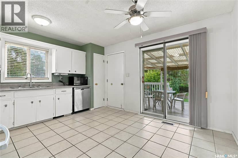 618 Priel COURT — photo 15 of 40