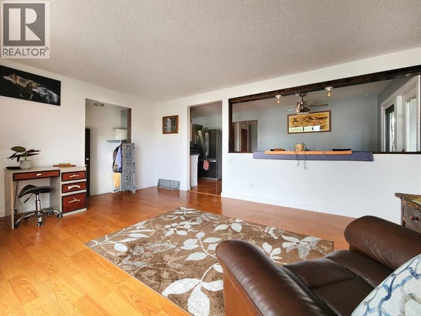 5404 5th Street W, Claresholm, photo 5