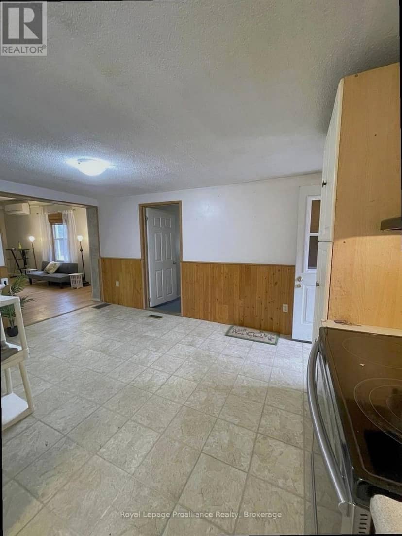 252 Sidney Street — photo 12 of 33
