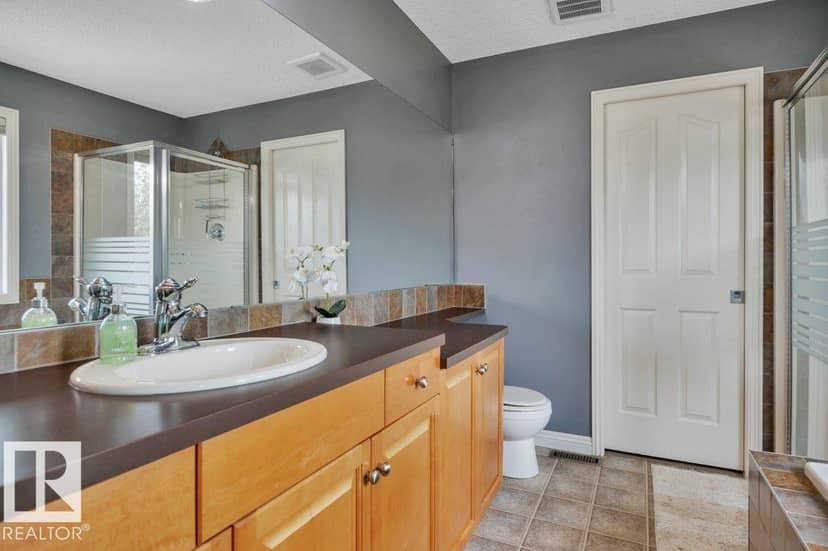 313 Southwick Bv — photo 34 of 40