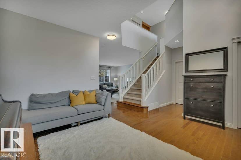 313 Southwick Bv — photo 9 of 40