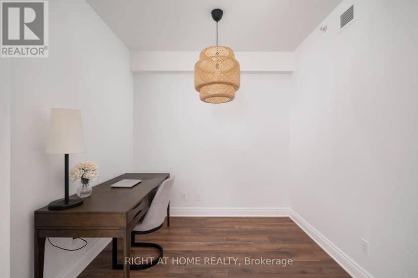 TH10 - 1350 Kingston Road — photo 21 of 40
