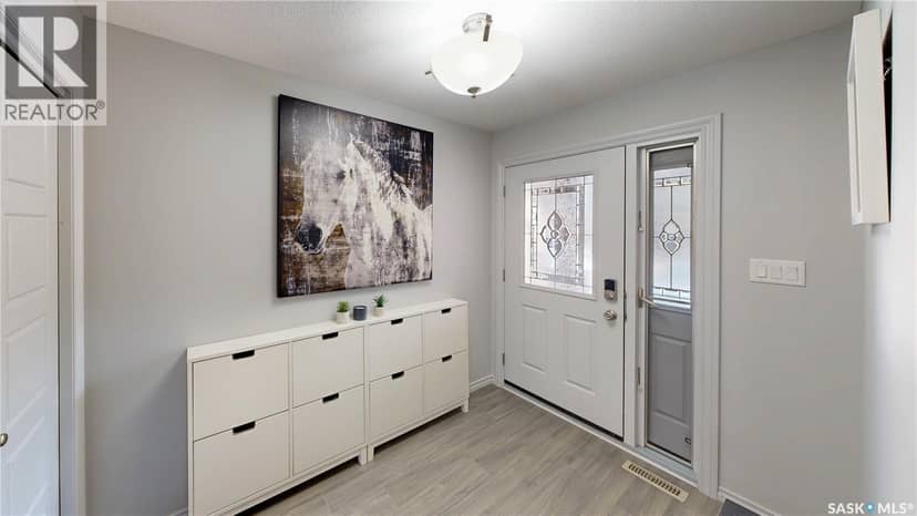 134 4100 Sandhill CRESCENT — photo 3 of 40