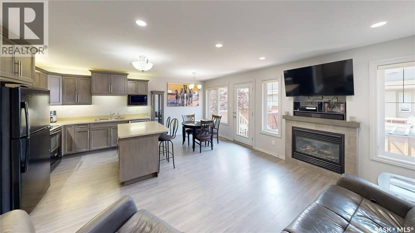 134 4100 Sandhill CRESCENT — photo 8 of 40